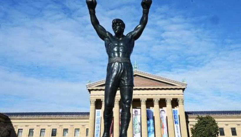 La “Maledizione di Rocky” – Perché i tifosi hanno paura della statua del pugile di Philadelphia?