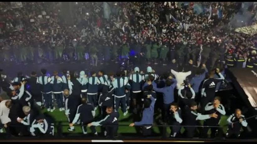 Rientro amaro per l'Argentina ma con migliaia di tifosi, manca Messi