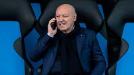 Inter, il post Dumfries è un rebus: le difficoltà per arrivare a Spence. Il diktat di Oaktree a Marotta sulla strategia