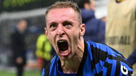 Lazio, fatta per Frattesi ma i tifosi non ci credono: “Finirà come sempre”. Gattuso rischia di perdere altri due big