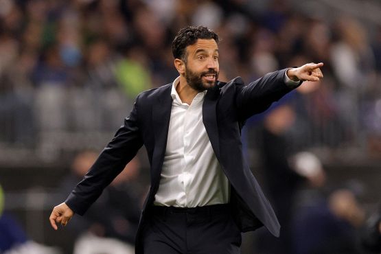 Milan, Cardinale e Amorim bloccano il mercato: Leao, Loftus-Cheek, Estupinian e Gimenez in bilico, Soulè e Osorio nel mirino