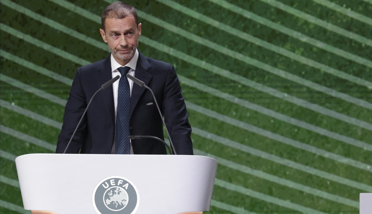 https://wips.plug.it/cips/sport.virgilio.it/cms/2026/08/ceffe-1.jpg