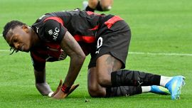 Infortunio per Leao, salta il Manchester United ed è in dubbio per il Torino: ma i tifosi hanno un sospetto