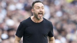Tottenham, De Zerbi nel ciclone: money for nothing, 237 milioni per una figuraccia, il coro dei tifosi e l’alibi del tecnico
