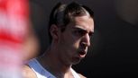 Atletica, Filippo Dezza ha una croce in testa, ma è tanta delizia: avanti nei 200. Coiro in finale negli 800 (per stupire)