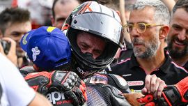 Silverstone, Martin: 'Il lavoro di Aprilia sta ripagando'. Le lacrime di Bezzecchi: 'Ho dato tutto, spero di finire la gara domani'