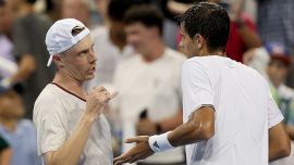 Jodar, rimonta folle su un Shapovalov furioso: polemica a Cincinnati, Denis attacca i “trucchi” di Rafa, la cui scusa non convince