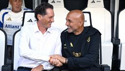 Juve, Elkann coccola Carnevali e va in pressing. Spalletti critica i tifosi e su Vicario: "Top, ma che rammarico Dibu e Allison"