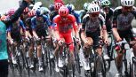 Vuelta, la grandine obbliga i corridori a fermarsi (Pogacar per primo): tappa annullata, c'era Fortunato in fuga