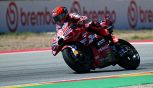 MotoGP Aragona: Marquez trionfa ancora ad Aragon e si rilancia per il titolo, podio per Bezzecchi. Disastro Bagnaia