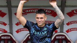 Inter, per Lautaro ultimo compleanno a Milano? La paura dei tifosi e lo scenario