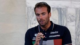“Uno su tre in ospedale”. Paltrinieri tra l’incubo Senna, l’attacco alla Federazione e l’ammissione sugli Europei: “Abbiamo paura”