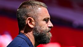 Genoa, De Rossi prende 10 gol dal Bournemouth: figuraccia storica ed è allarme per il mercato di Lopez 
