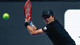 Joao Fonseca ironizza sulle parole di Djokovic: "Partite più brevi? Lo dice solo perché sta invecchiando..."