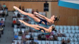 “Non piangere”, le parole di Pellacani a Pizzini mentre fanno la storia: Chiara batte anche il record di Ceccon