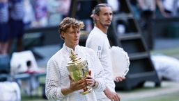 Classifica ATP, Sinner numero 1: Zverev lo sprecone insegue Alcaraz, Djokovic graziato. Jodar vede la top-10, Darderi in top-20