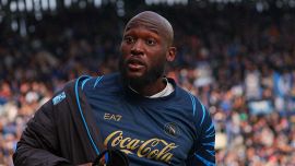 Napoli, Lukaku è la “bandiera” con la valigia: l’addio dà una mano ad Allegri ma in casa azzurra scoppia l’allarme