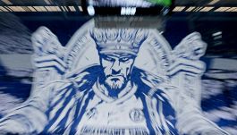 Miliardi, tifo record e nobili decadute: il grande show delle "Serie B" d’Europa