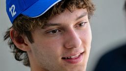 Antonelli conferma la penalità a Monza e vota Ferrari: "Rivale per il titolo fino alla fine". Addio a Mercedes e rammarico Verstappen