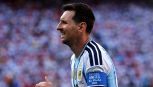 Messi annuncia l’addio alla nazionale argentina: la decisione dopo la morte del padre. Un’eredità impossibile da raccogliere