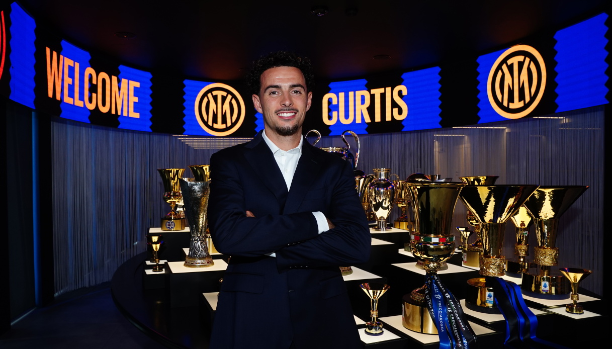 https://wips.plug.it/cips/sport.virgilio.it/cms/2026/08/jones-1.jpg