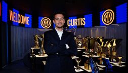 Inter, non è finita con Jones: Chivu avrà un altro rinforzo. Lautaro allontana il Barcellona, l’indizio social
