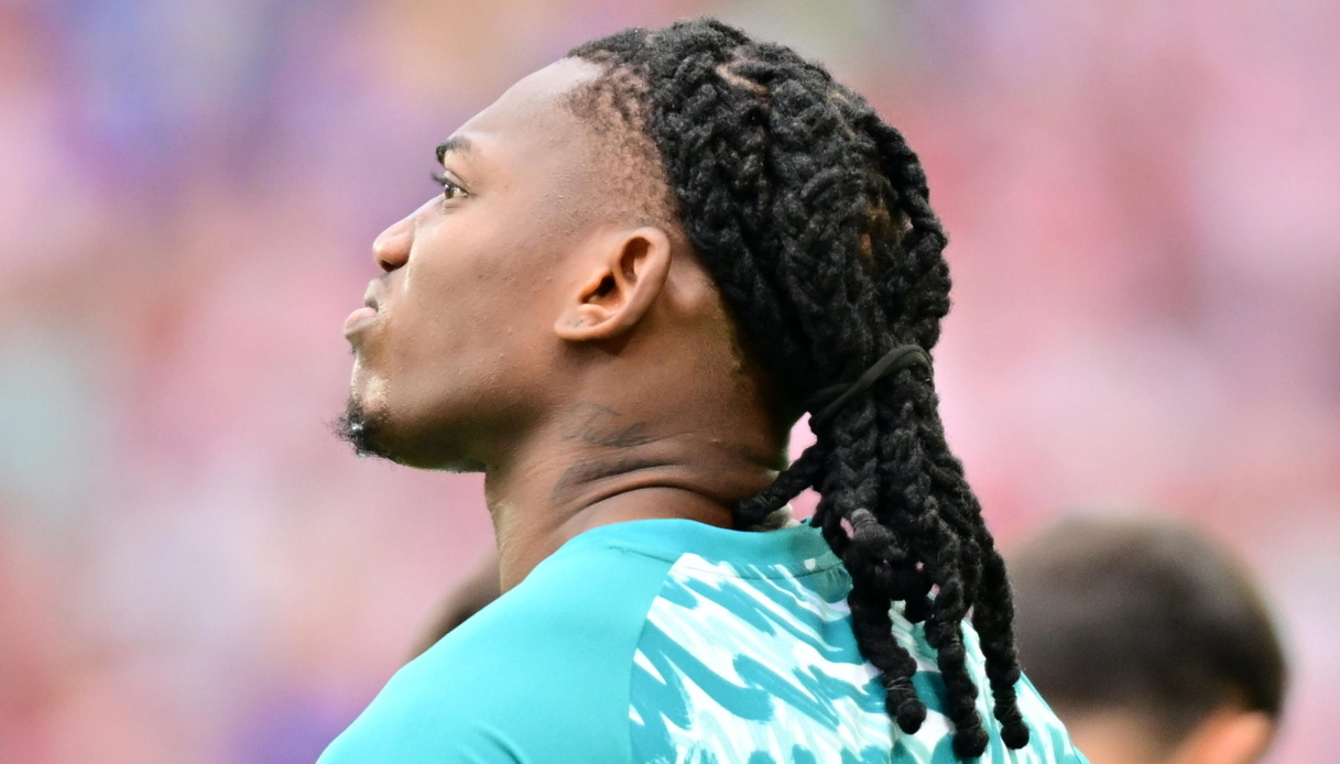 https://wips.plug.it/cips/sport.virgilio.it/cms/2026/08/leao-7.jpg