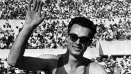 Livio Berruti, morto lo sprinter eroe dell'Italia a Roma 1960, oro alle Olimpiadi prima di Mennea e Jacobs