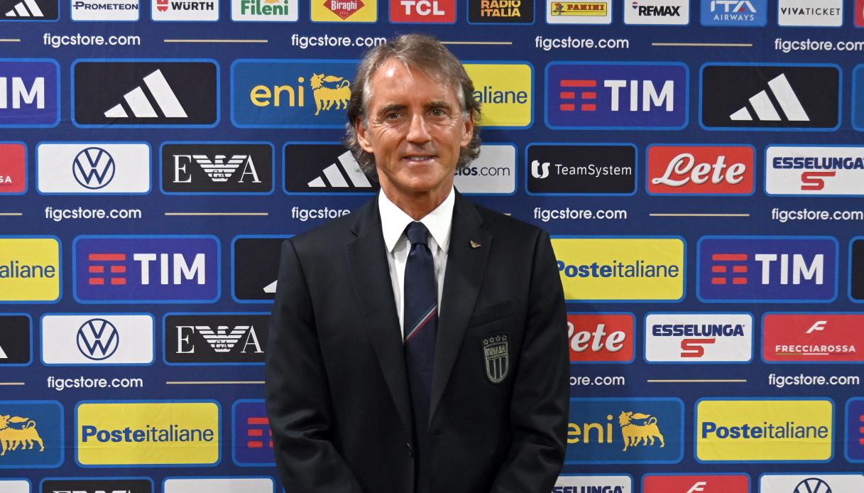 https://wips.plug.it/cips/sport.virgilio.it/cms/2026/08/mancini.jpg
