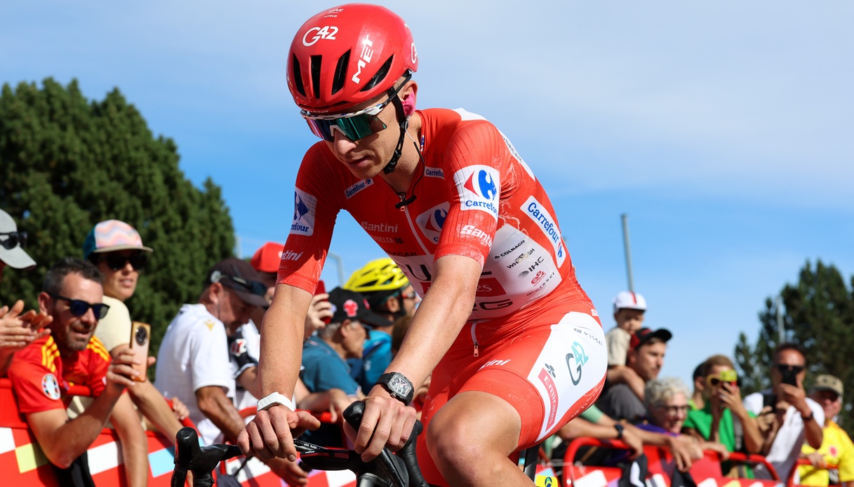 https://wips.plug.it/cips/sport.virgilio.it/cms/2026/08/pogacar-4.jpg