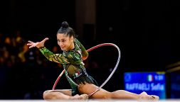 Sofia Raffaeli incanta ai Mondiali di ginnastica ritmica, seconda nell'all-around: Tara Dragas in top 30