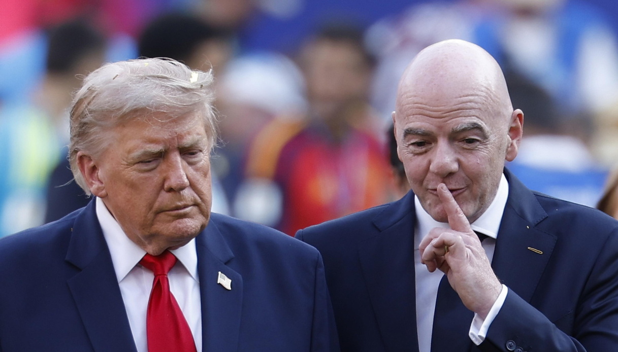 https://wips.plug.it/cips/sport.virgilio.it/cms/2026/08/trump-e-infantino.jpg