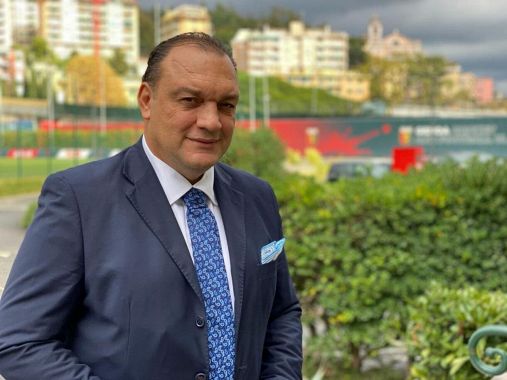 Vlahovic, Lukaku, Leao: la Turchia si avvicina alla serie A? Dundar Kesapli in esclusiva: “La Super Lig ha grandi ambizioni”