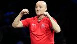 Zverev piagnone, il precoce Alcaraz e il bellissimo Cobolli: Agassi ne ha per tutti, che risate in Laver Cup