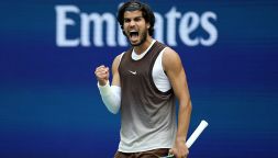 Alcaraz senza Sinner non ha rivali, nuovo sfogo allo US Open sull'infortunio: "Basta ripetere questa storia"