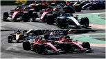 Monza, Leclerc inguaia Hamilton al via: 'Mi ha buttato fuori'. Team radio di fuoco, cosa è successo allo start