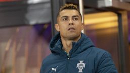 Caso Ronaldo, non s'allena dopo la panchina e la "scusa" del Portogallo non convince: confronto col CT Jesus