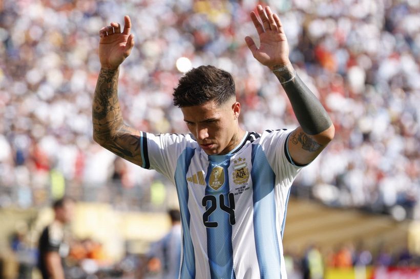 Premier League, Enzo Fernandez al City per 125 milioni, Barcola e Rogers: la folle estate dei club inglesi