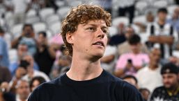 Sinner, ancora niente allenamenti: dopo la giornata da tifoso tra F1 e Milan Jannik torna al J Medical insieme a Brignone