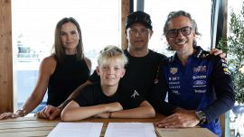 F1, Raikkonen jr. firma con Red Bull: Robin pronto a seguire le orme di Verstappen e Vettel, tutta la felicità di Kimi