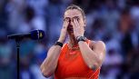 Rybakina pigliatutto: US Open e primato nel ranking. Sabalenka la prende malissimo: parolaccia e racchetta distrutta