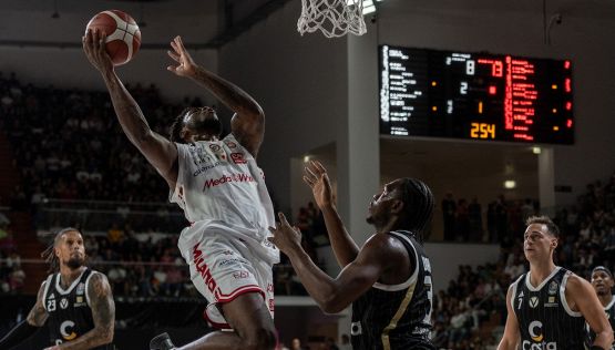 Basket, Hall regala a Milano la prima gioia in Eurolega: Virtus Bologna battuta per la seconda volta in stagione