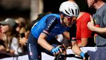 Mondiali, Longo Borghini non spezza la maledizione: il bronzo è amaro. Vollering trionfa, una caduta spaventa tutti