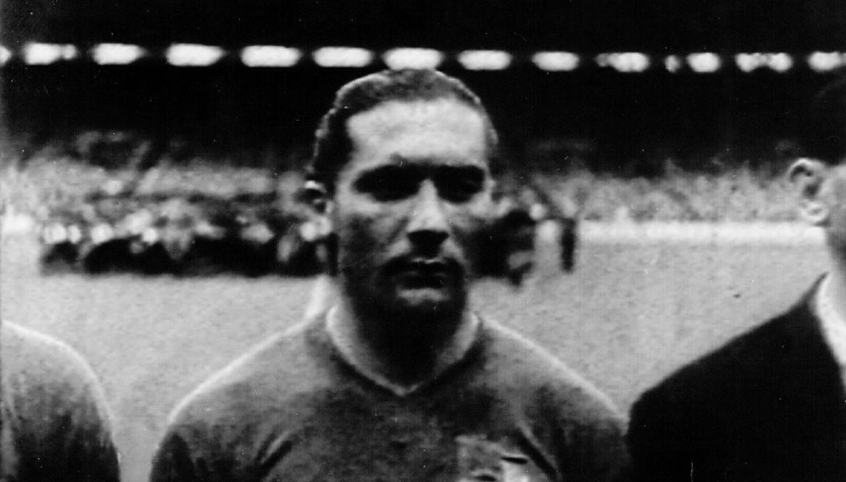 https://wips.plug.it/cips/sport.virgilio.it/cms/2026/09/giuseppe-meazza-calcio-italia-serie-a-divo-calcio-re-leggenda-record-inter.jpg