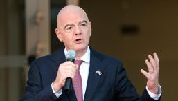 Lo scandalo City travolge Infantino: “Sapeva tutto, ha coperto anche un altro club”. E la sua Svizzera lo scarica