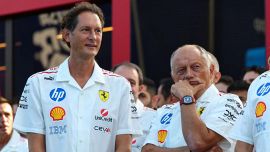 Tensione Ferrari, Elkann furioso dopo la figuraccia di Monza: Vasseur torna in bilico e rispunta Horner