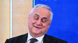 Lazio capolista, Lotito provoca i contestatori: l’accusa ai tifosi e il paragone con la Reggina 