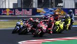 Gp San Marino griglia di partenza, Bezzecchi contro Marquez: Misano per due. Zarco e Morbidelli in penalità