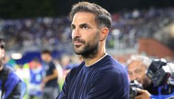 “Siete voi che non lo conoscete”, il siparietto di Fabregas su Kaiki: il Como vola. Kean nota stonata e il pericolo Premier