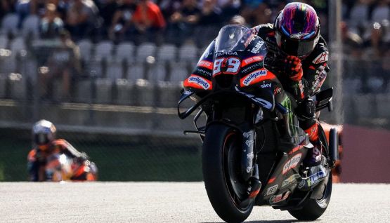 GP Austria: Acosta cade e getta alle ortiche la Sprint, vince Martin davanti a Marquez e Bezzecchi. Bagnaia 6°